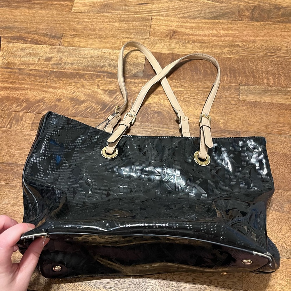 MK purse